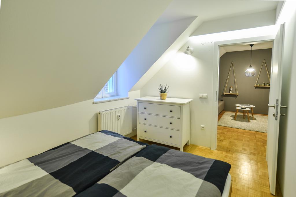 Strict City Apartments Ljubljana Kültér fotó