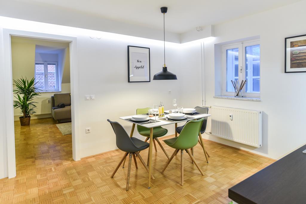 Strict City Apartments Ljubljana Kültér fotó